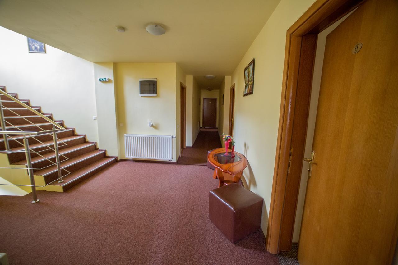 White Horse Hotel Predeal Eksteriør billede